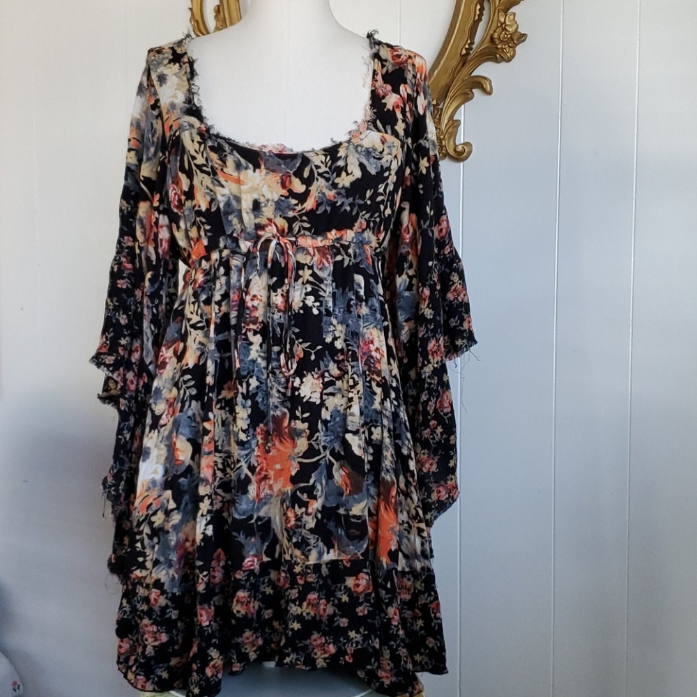 FREE PEOPLE floral bell sleeve dress